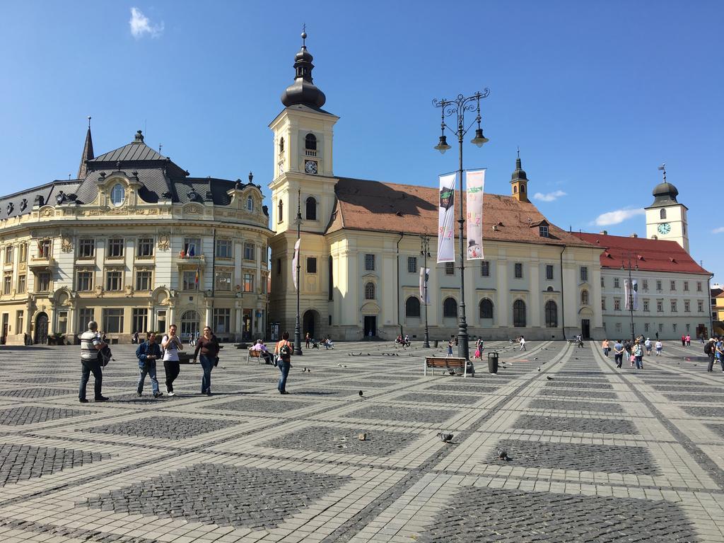Pensiunea Casa Helis Hermannstadt Exterior foto